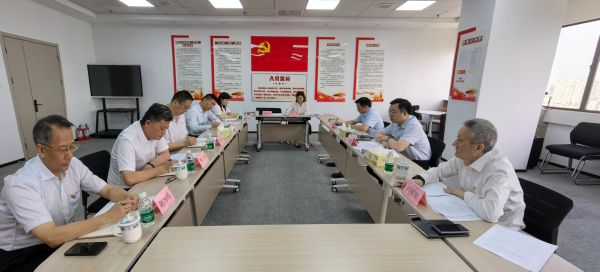 1756718998114702.jpg ok138cn太阳集团古天乐党委委员、副总裁李明列席旁听江苏纸联党支部理论学习中心组专题研讨会1.jpg